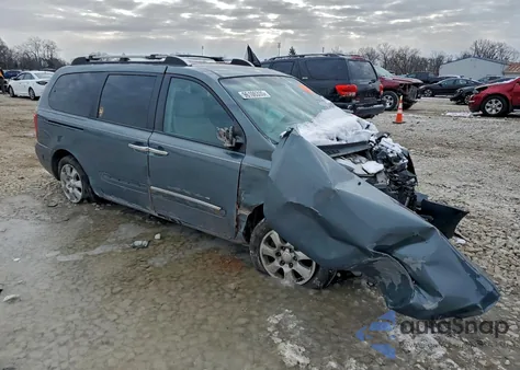 2007 Hyundai Entourage Gls z USA, uszkodzony, nr VIN KNDMC233976025920